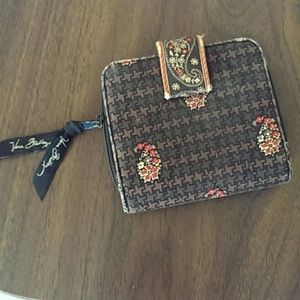 Vera Bradley wallet