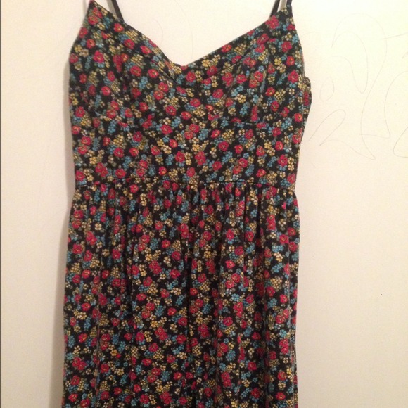 Brandy Melville flower dress