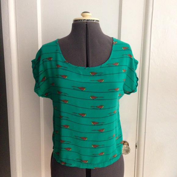 Xhilaration crop top - Picture 1 of 3