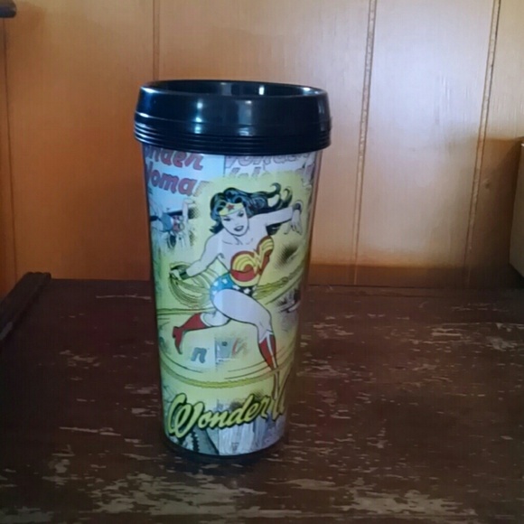 Wonderwoman drink container