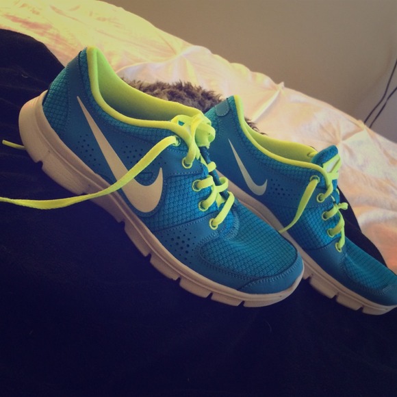 Nike Free Runs