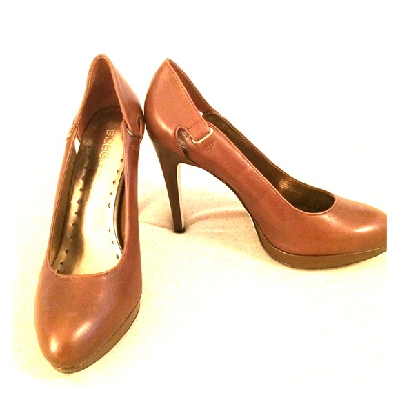 Brown leather BCBGeneration pumps