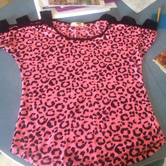 Cheetah pink shirt! So sad to see it go:(