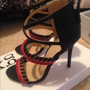 GORGEOUS TRIBAL SANDALS 😍