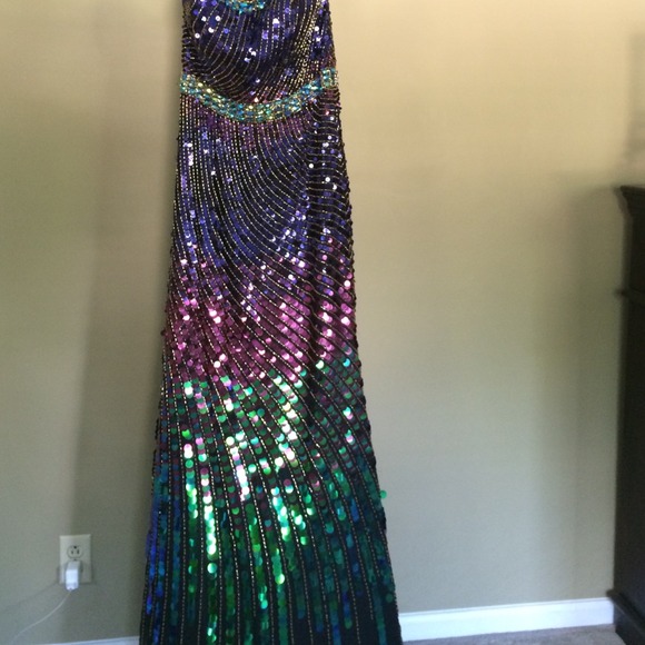 Sequin Sherri Hill gown