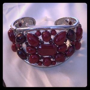 NWOT red stone/silver cuff bracelet