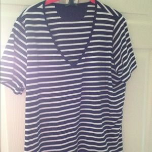 Navy and White Stripe V-neck Short sleeve