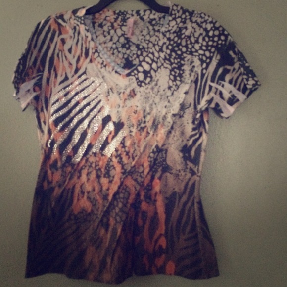 Leopard print top