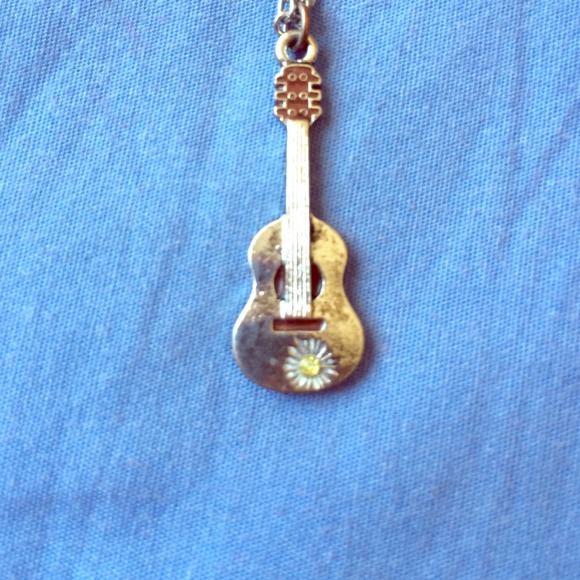 Guitar and daisy necklace