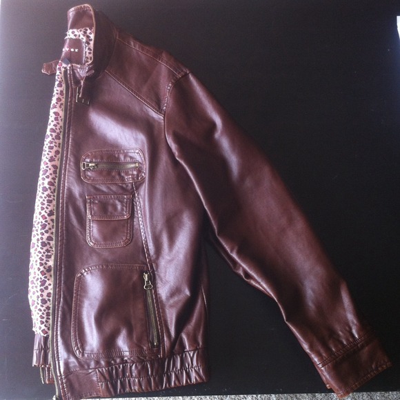 SOLD FOR $20. Brown faux leather jacket. - Picture 3 of 4