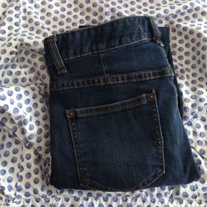 Free people 27 short jeans.