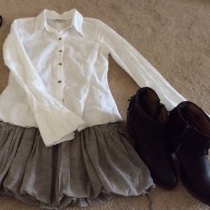 REDUCEDHard Tail lace on cotton top w/ bell cuff