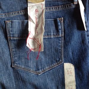 Old Navy Sweetheart Jeans with tags
