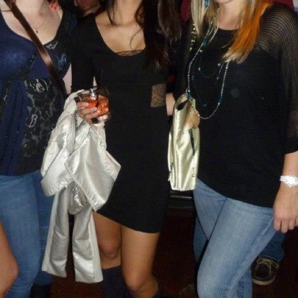 LinQ Lace Inset Dress - Picture 3 of 4