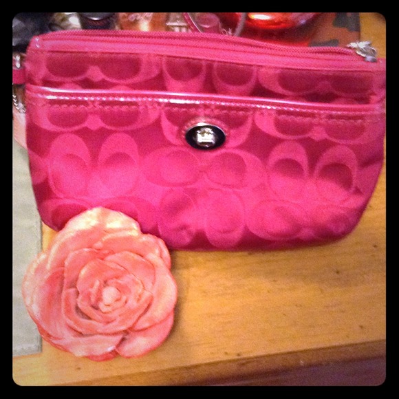 Coach Clutches & Wallets - Pink coach wristlet
