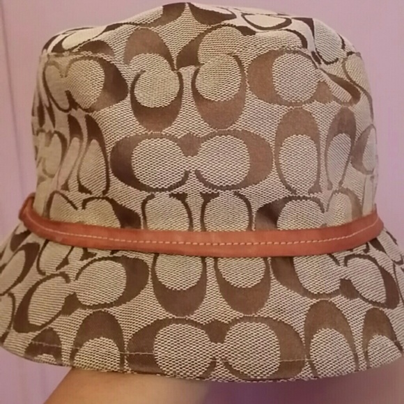 Coach hat bundle pill bottle case n small coach ba
