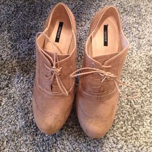Light brown 4" booties