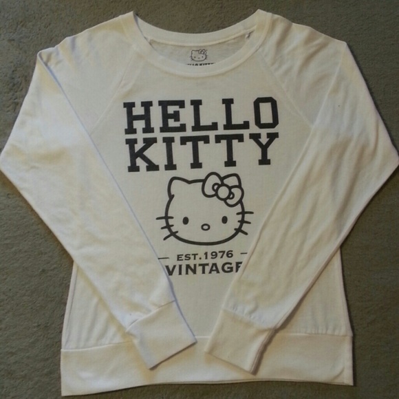A hello kitty shirt