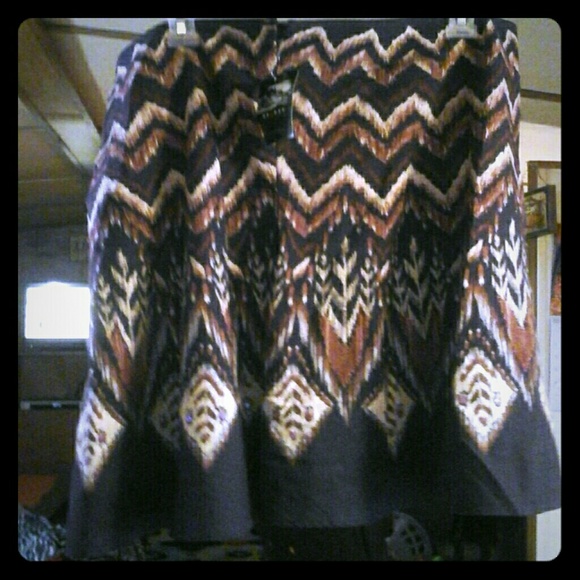 Gorgeous nwt tribal mix sequin decor!side zip!