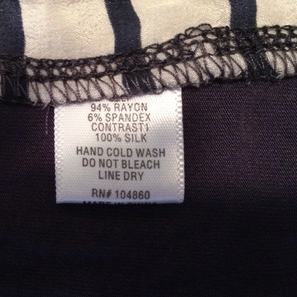 Chloe K silk tank top. - Picture 3 of 4