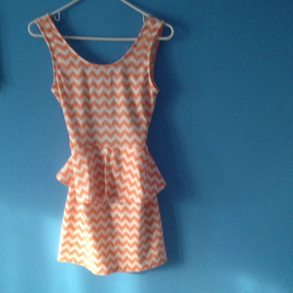 ✨WORN ONCE chevron peplum dress!✨