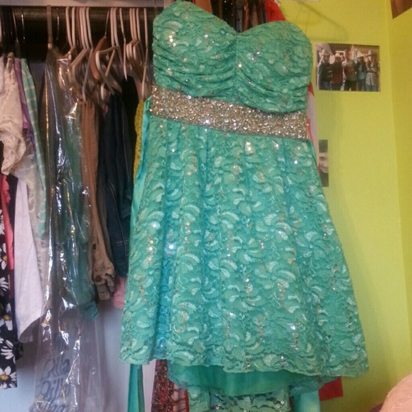 Strapless turquoise homecoming dress