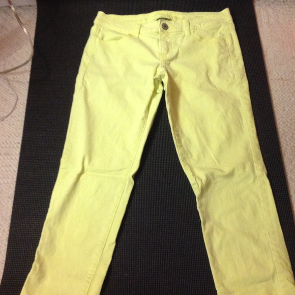 neon yellow jeggings
