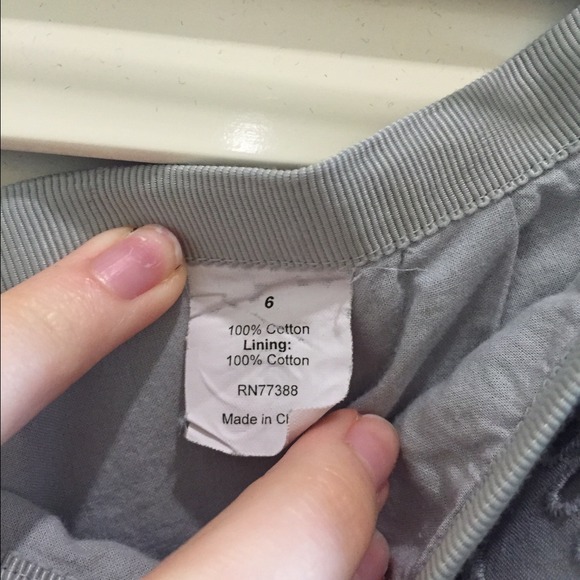 J. Crew eyelet shorts size 6 - Picture 3 of 4