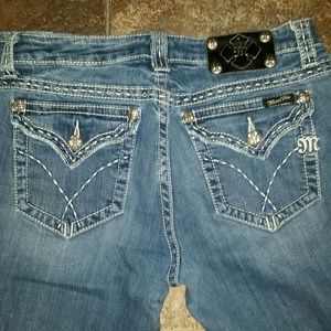 Size 31 Bootcut Miss Me's ☆ON HOLD☆