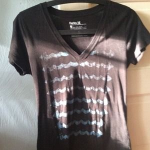 Hurley V-Neck Graphic T-Shirt