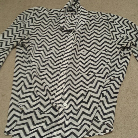 Chevron long sleave button up