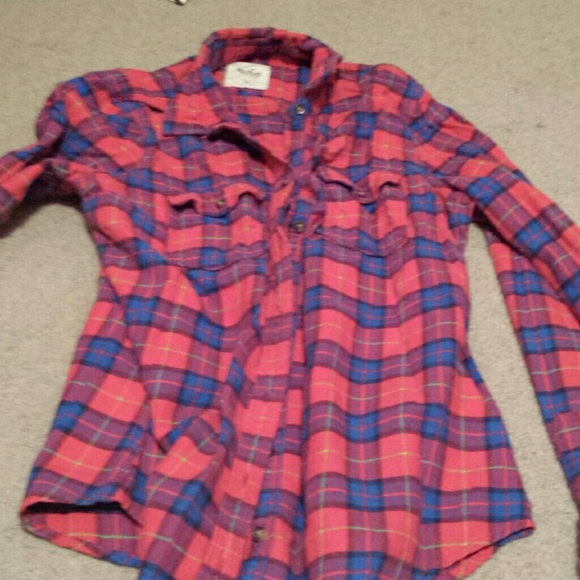 Holister  button up