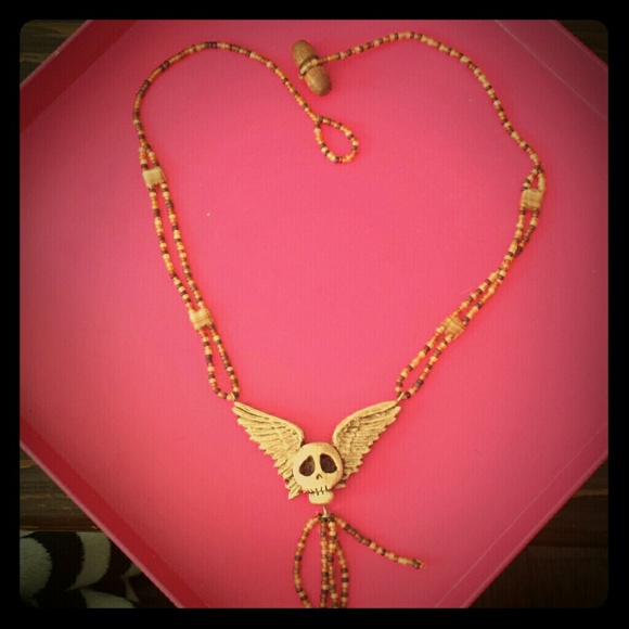 Skull neclace
