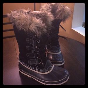 Sorel Joan of Arctic II