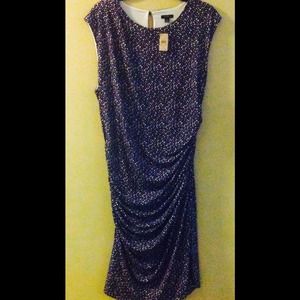 Ann Taylor sleeveless dress