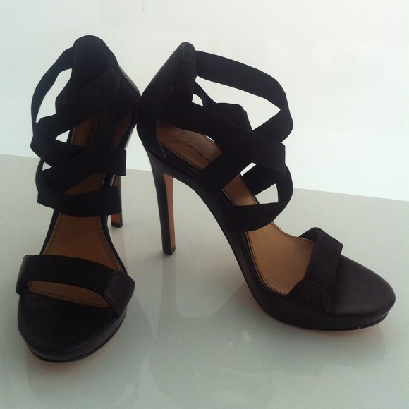 Badgley Mischka heels