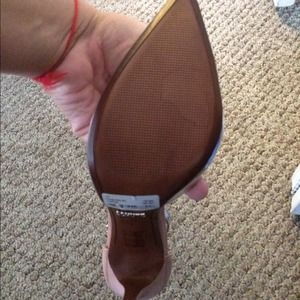 Beautiful pumps schutz