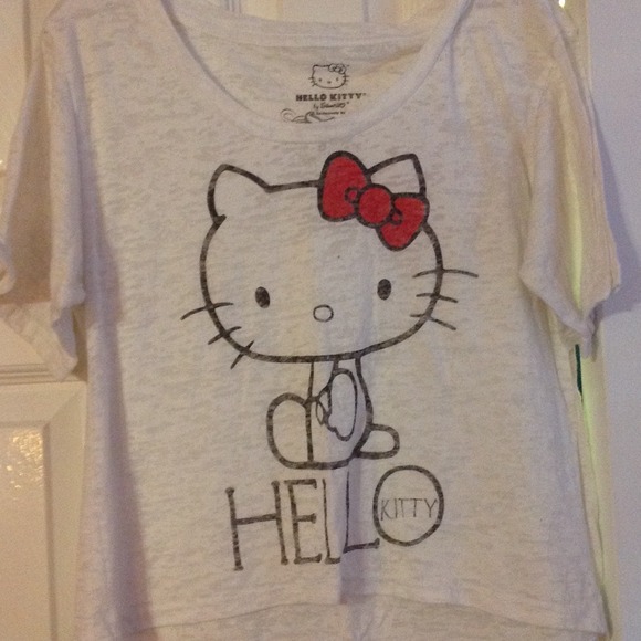 bundle of 4 hello kitty shirts