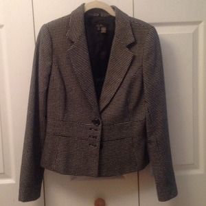 Black and White Jacket Size 6