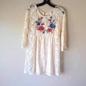 Creme Floral Lace Dress