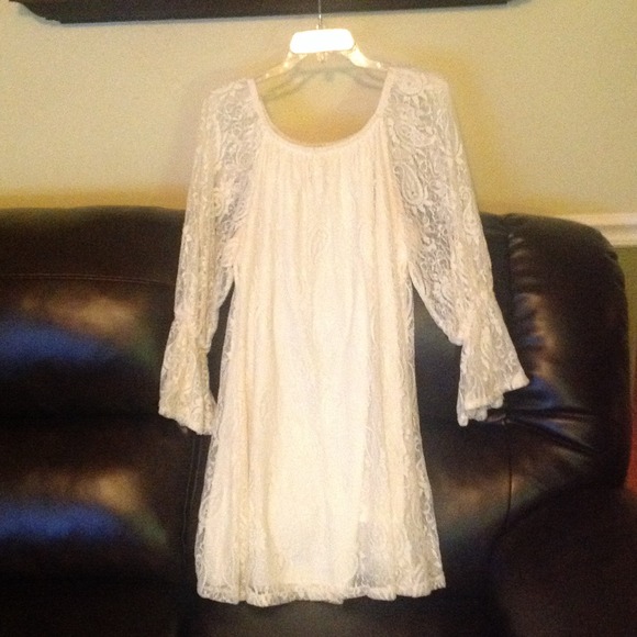 NWOT Lotus Lace Dress