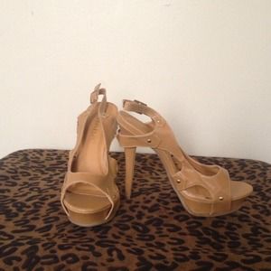 Heels $15