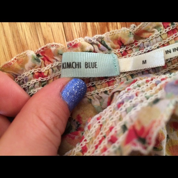 Urban outfitters floral crop top - Picture 2 of 4