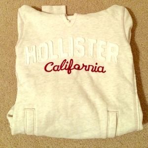 Hollisterco cream hoodie