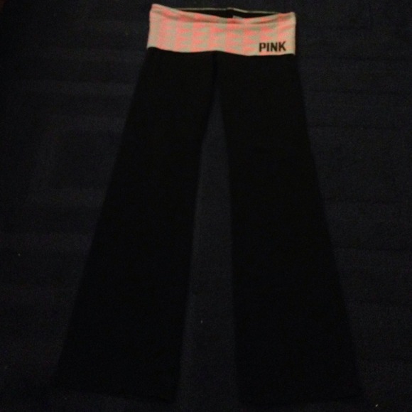 ❌SOLD❌VS PINK bootcut yogas