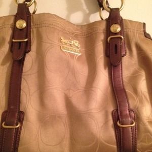Authentic coach purse