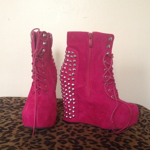 New heels only $15