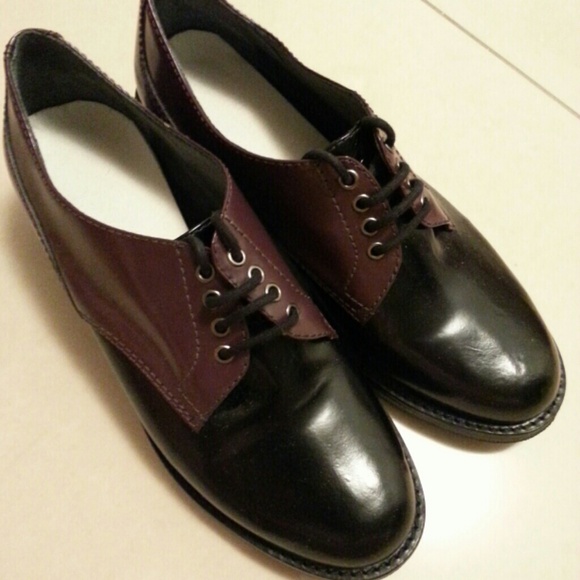 Pour & Victore ladies shoes.
