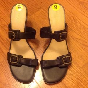 Liz Claiborne Flex Black Slip on Heels Size 9