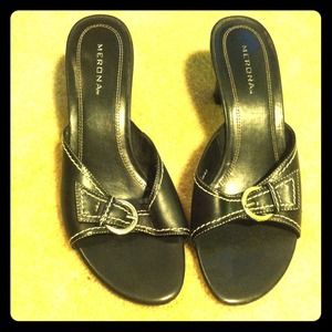 Merona black heels